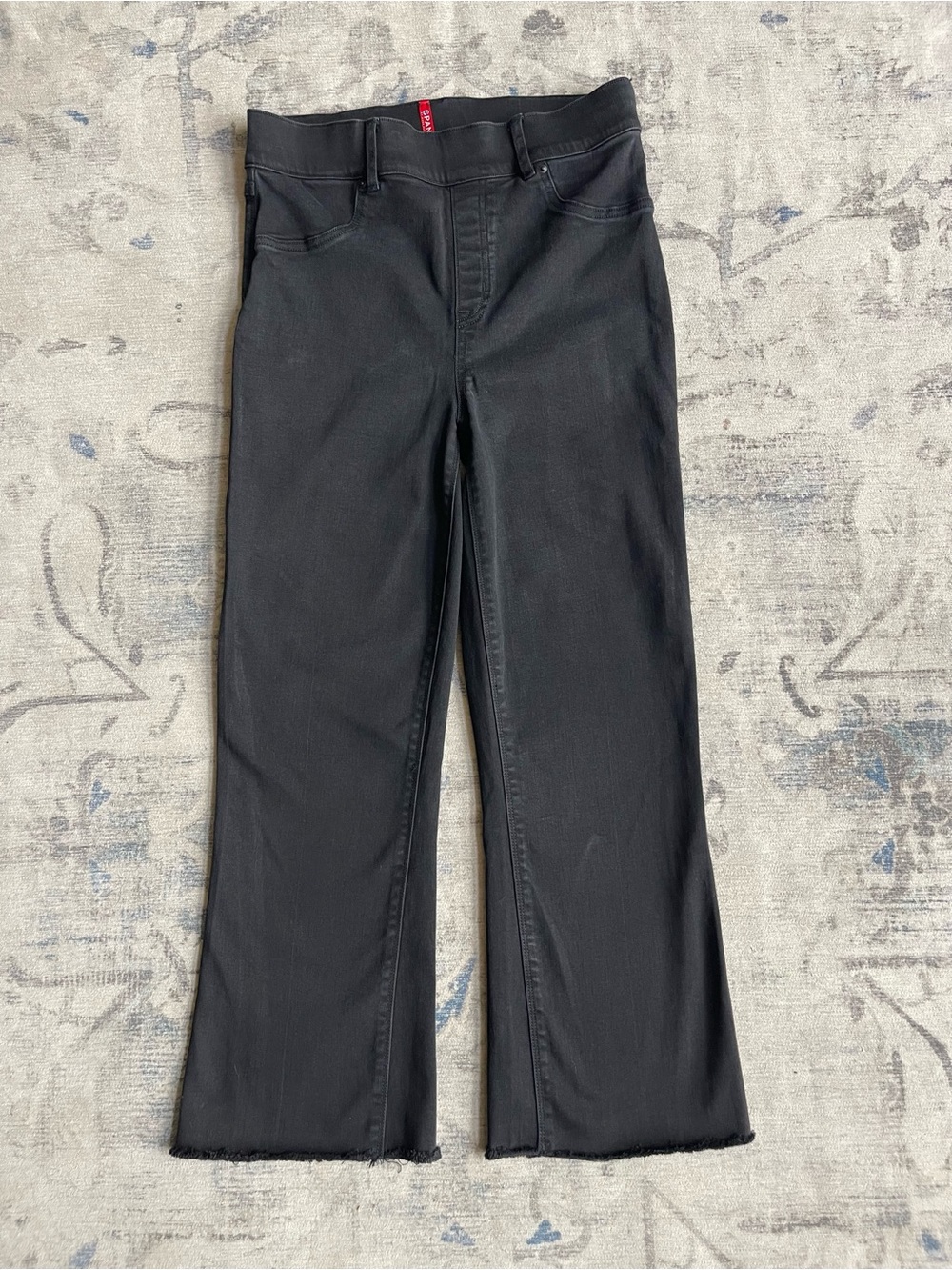 SPANX Black Kick Flare Jeans Raw Hem Pull-On Stretch Denim Size M